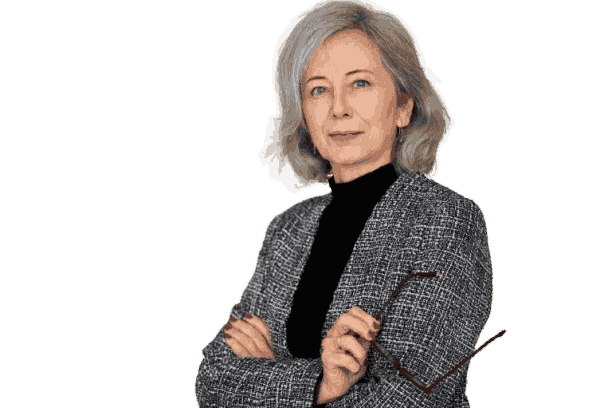 wise-woman-posing-studio-medium-shot